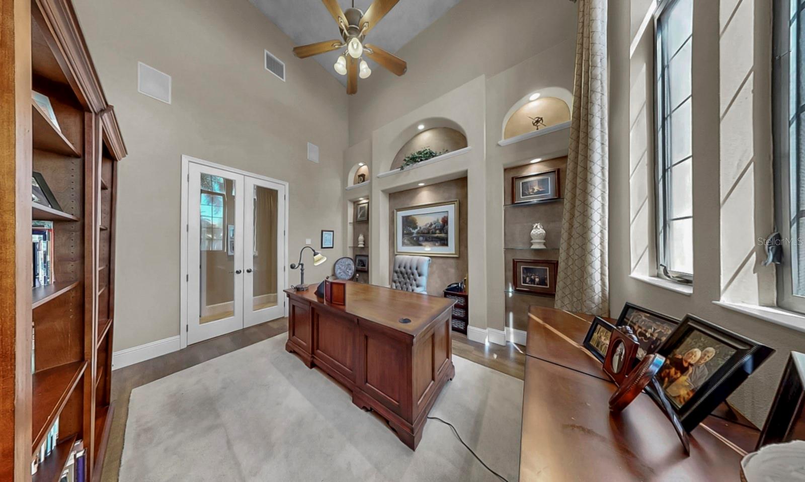 MIRABAY PH 2A-4 - Residential