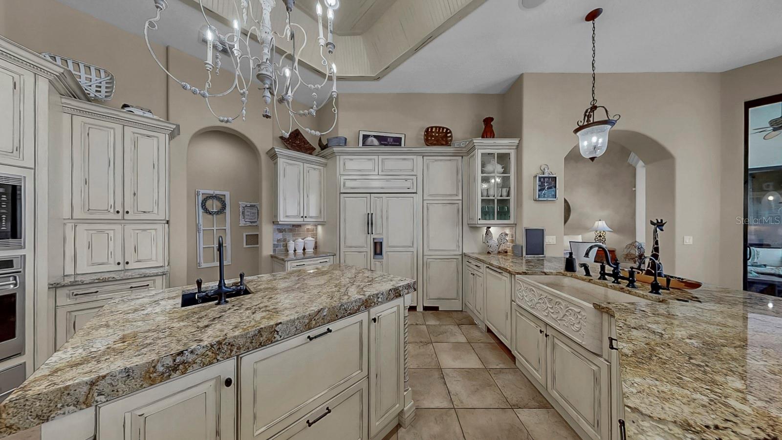 MIRABAY PH 2A-4 - Residential