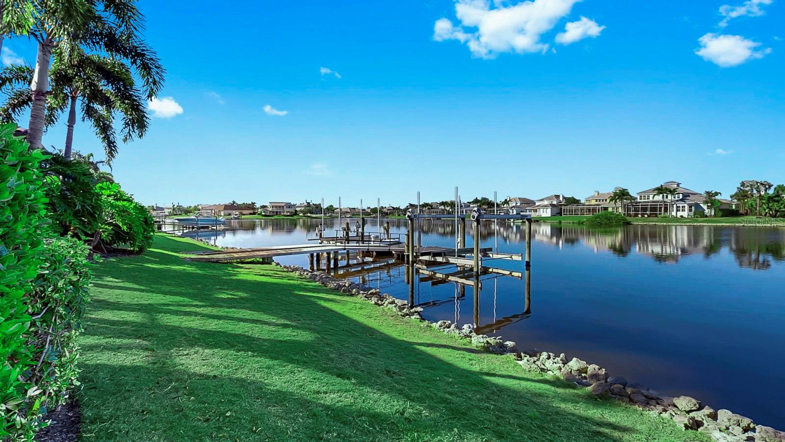 MIRABAY PH 2A-4 - Residential