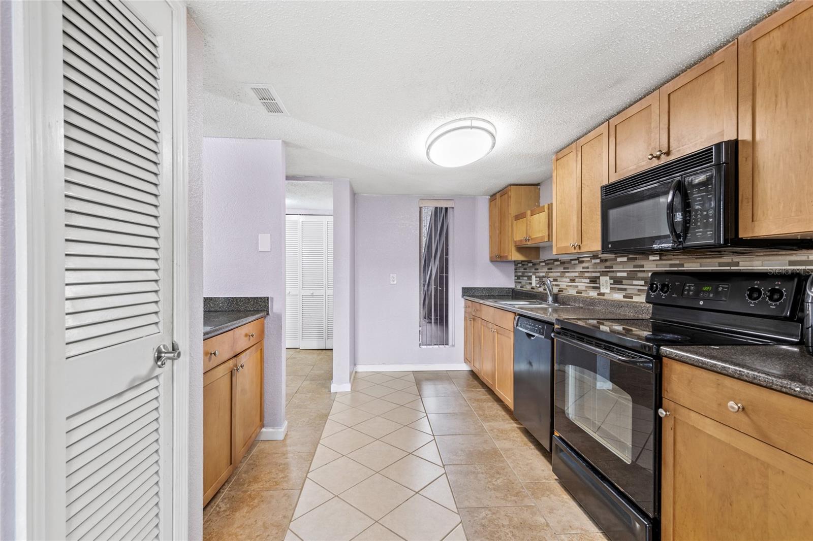 CREEKS EDGE CONDO - Residential