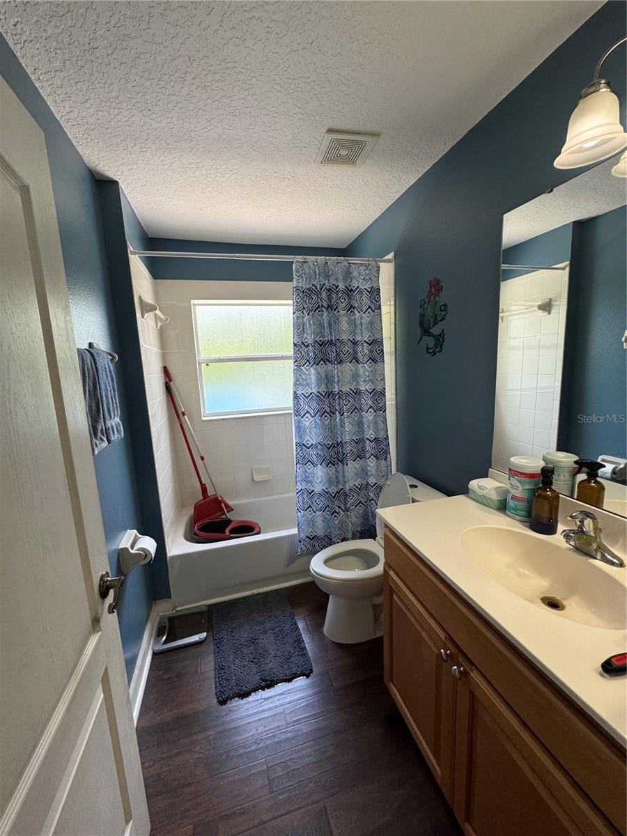 ROYAL TRAILS UNIT 01 - Residential