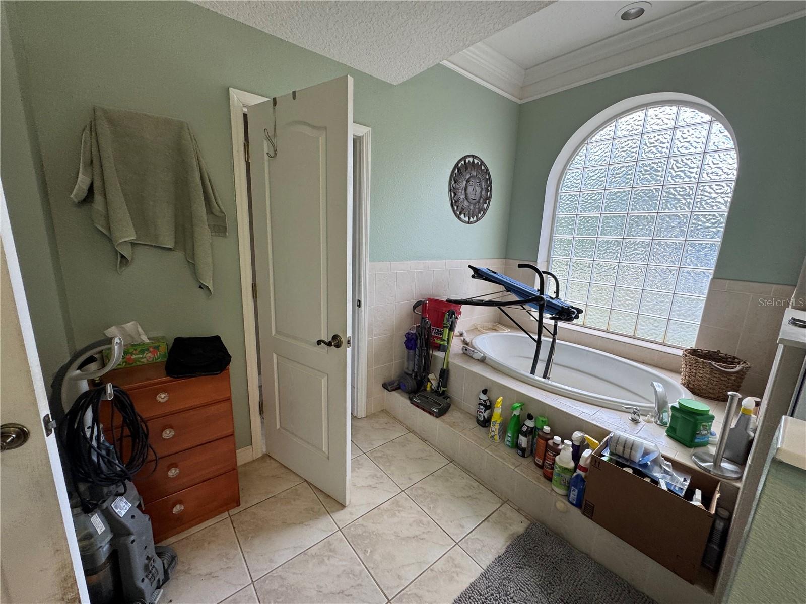 ROYAL TRAILS UNIT 01 - Residential