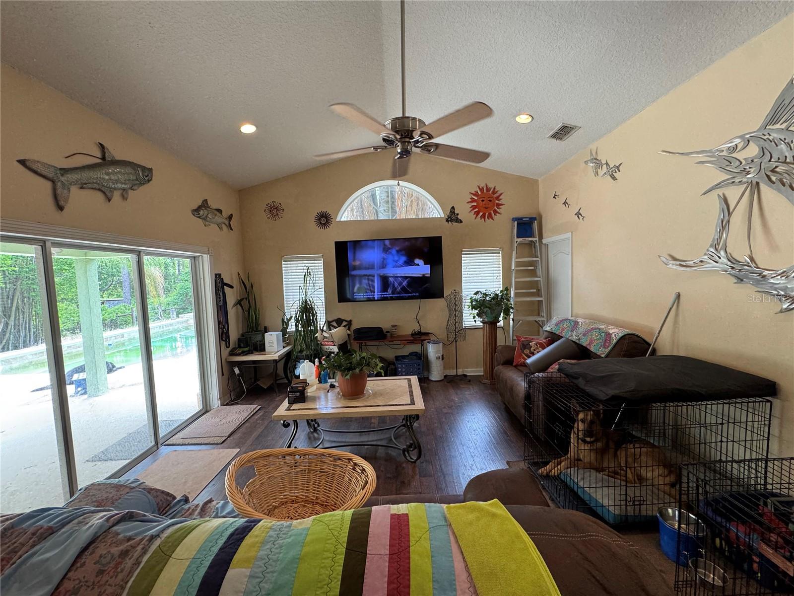 ROYAL TRAILS UNIT 01 - Residential