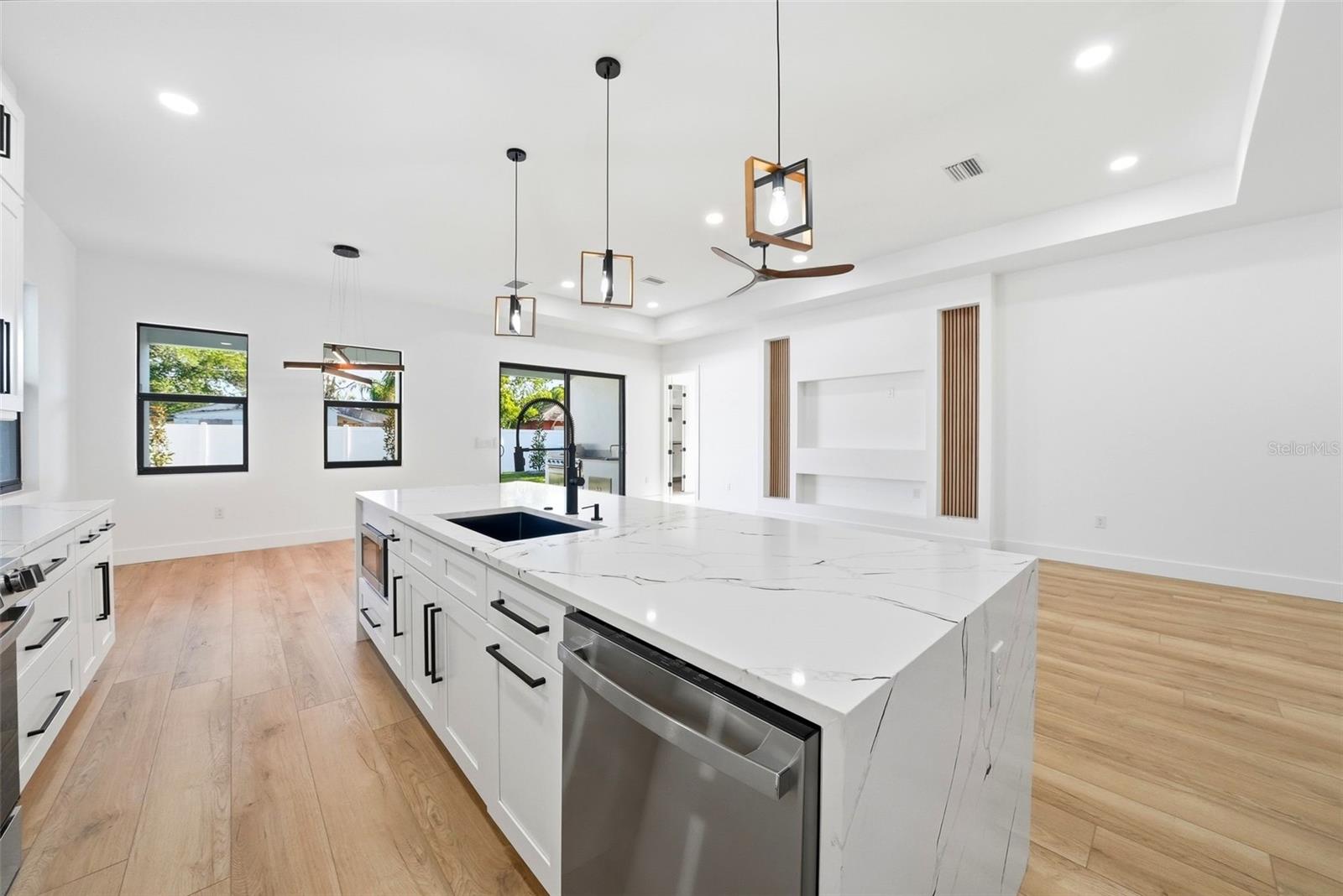 ARCADIAN HEIGHTS - Residential