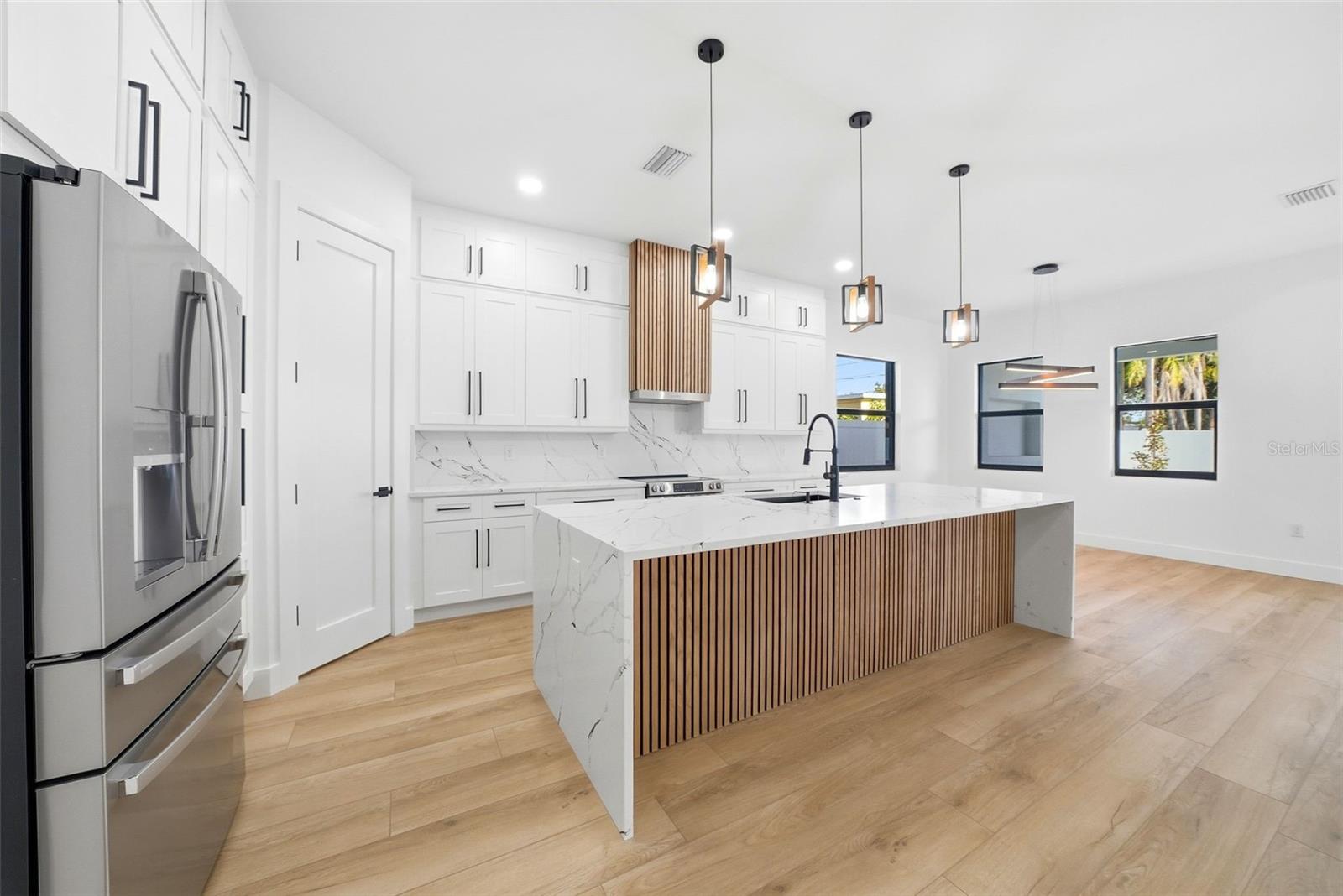 ARCADIAN HEIGHTS - Residential