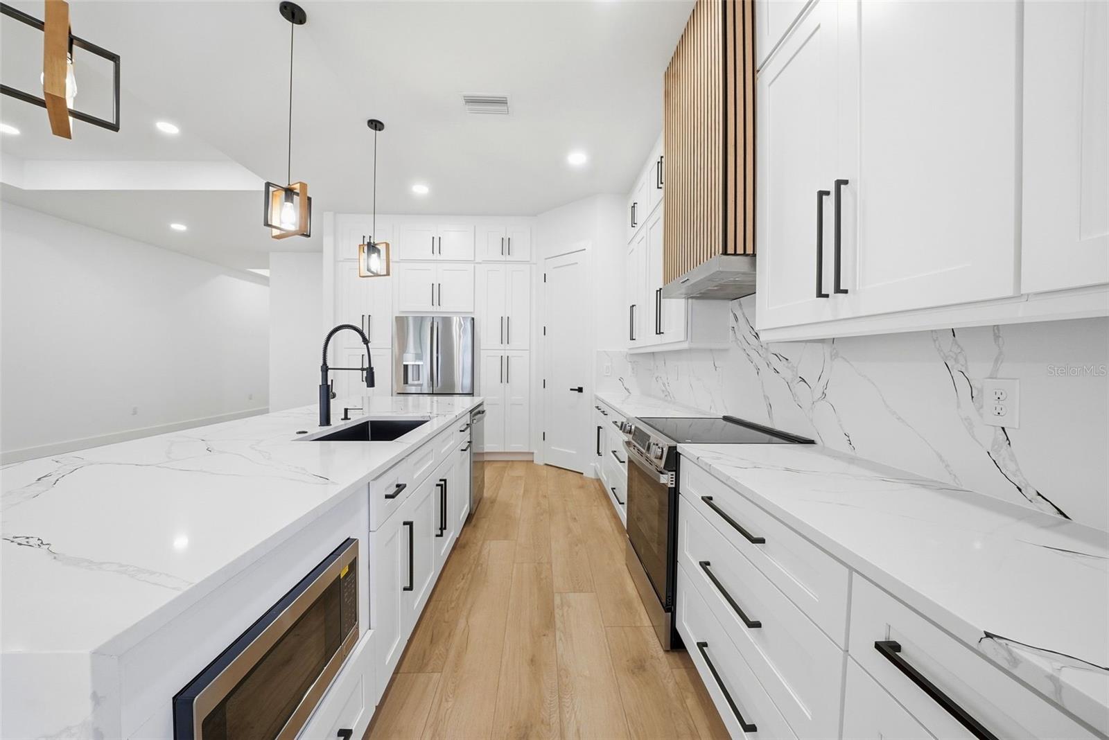 ARCADIAN HEIGHTS - Residential