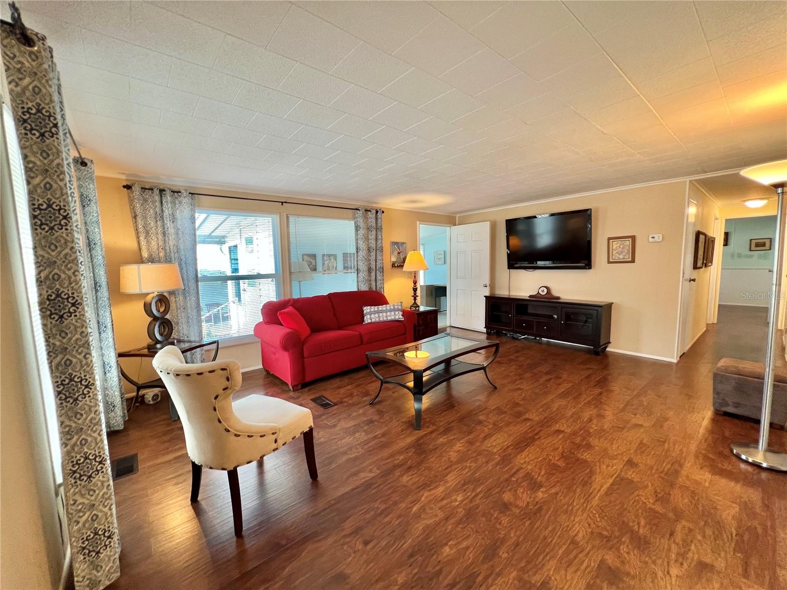 HAWTHORNE AT LEESBURG A COOP - Residential