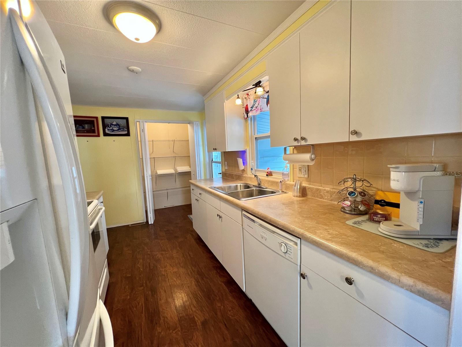 HAWTHORNE AT LEESBURG A COOP - Residential