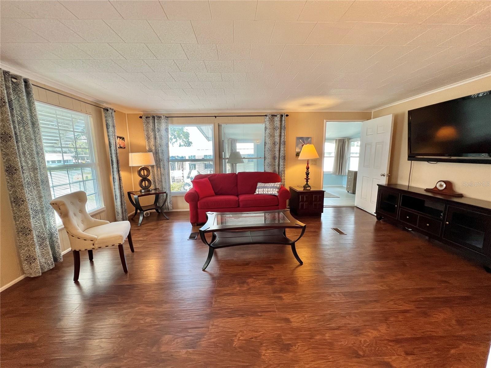 HAWTHORNE AT LEESBURG A COOP - Residential