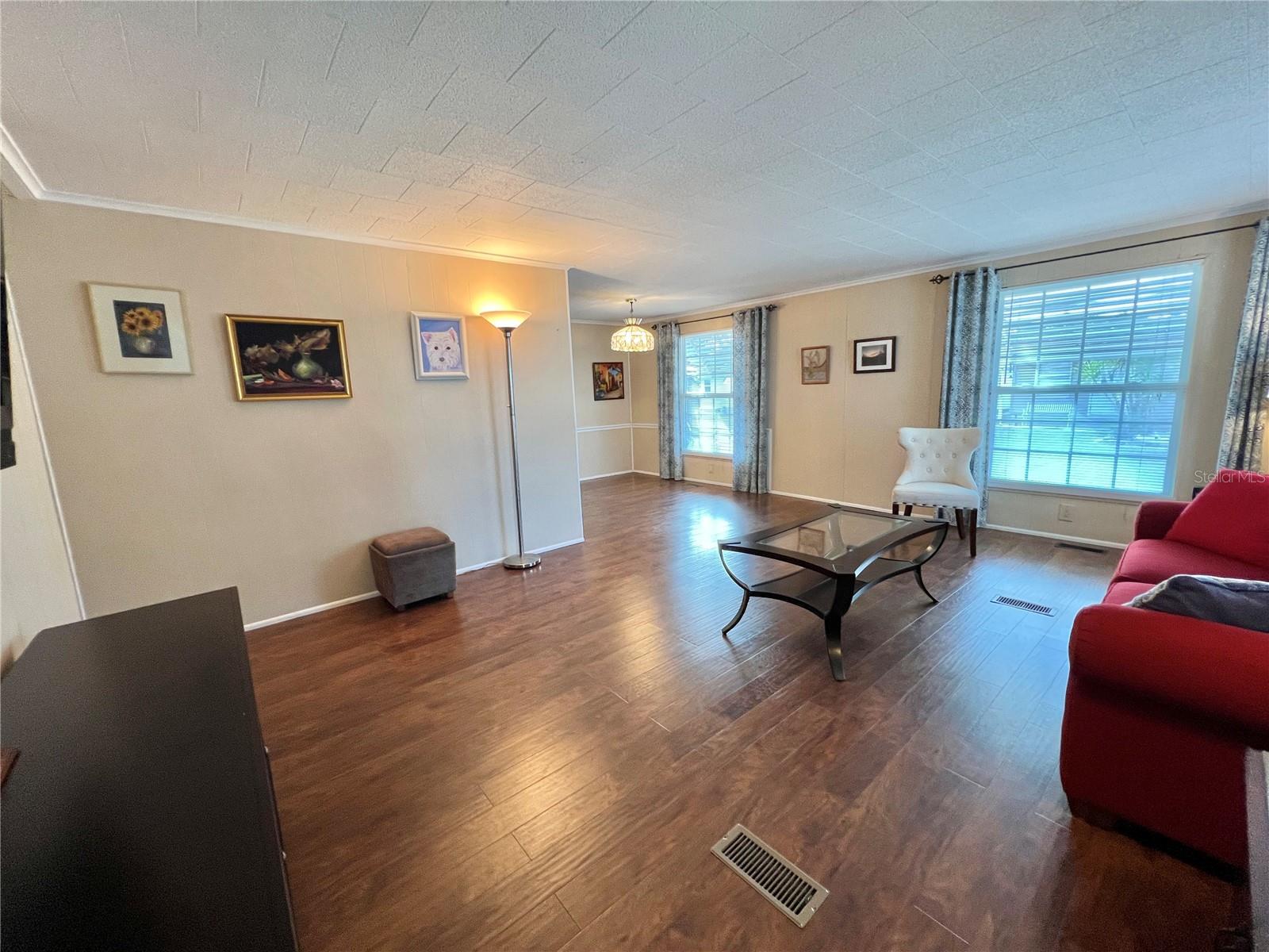 HAWTHORNE AT LEESBURG A COOP - Residential