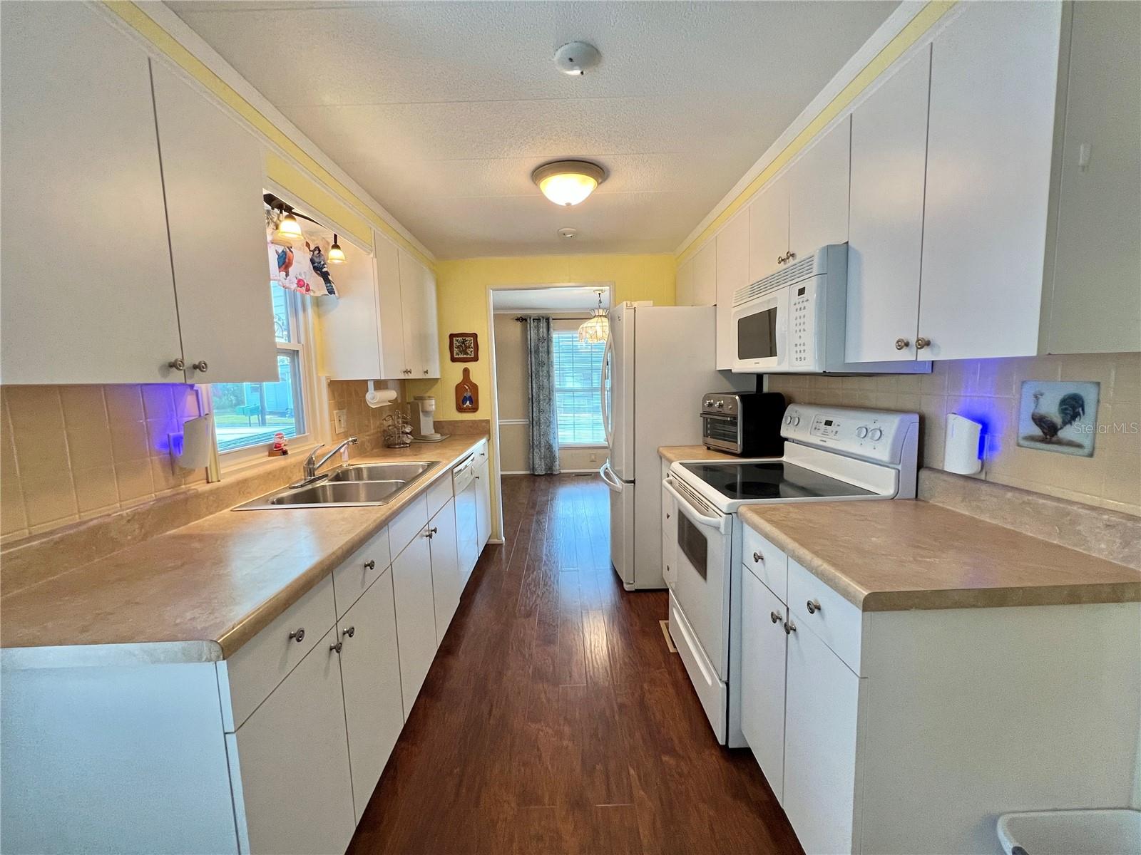 HAWTHORNE AT LEESBURG A COOP - Residential