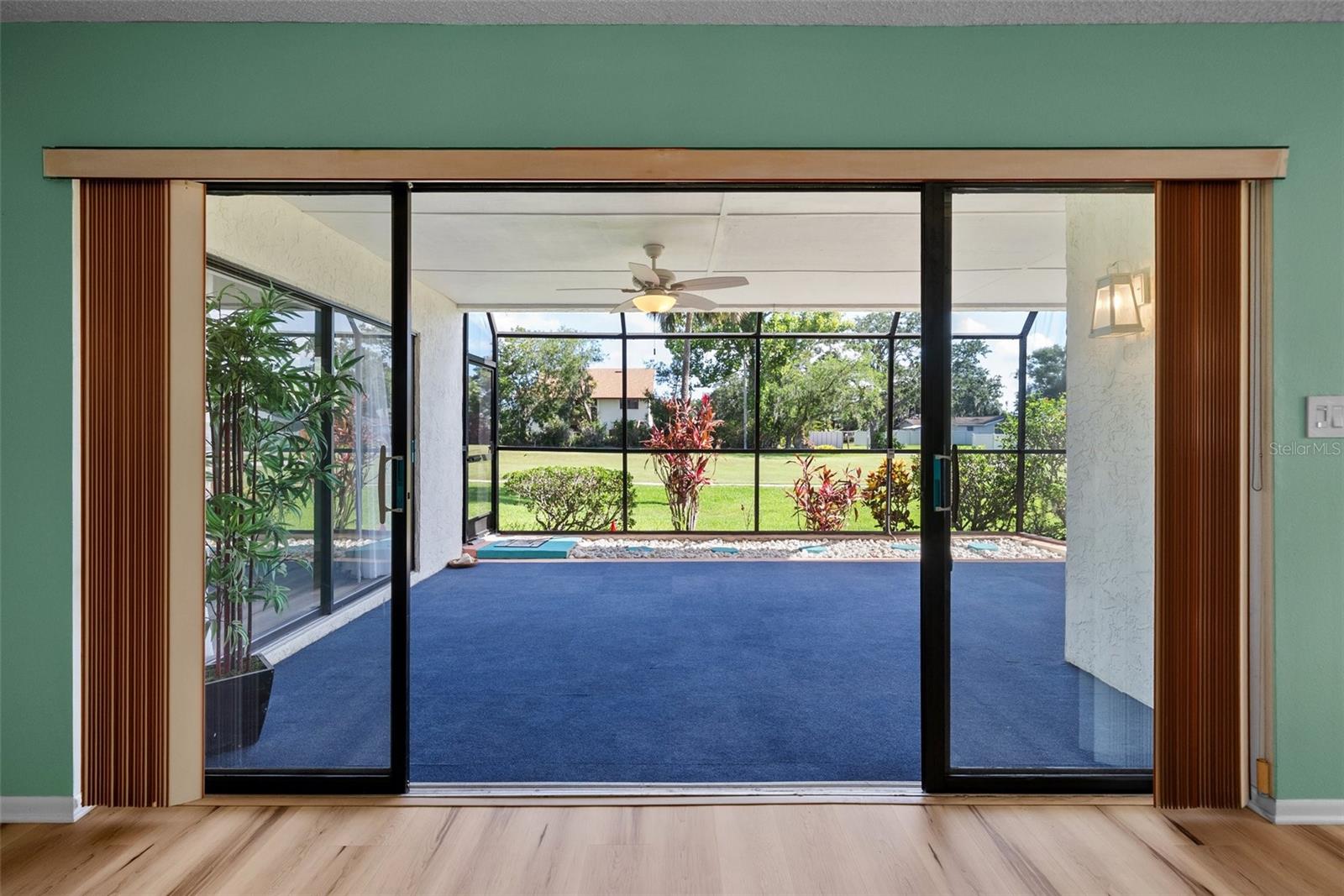 6061 FAIRWAY LANE 1411