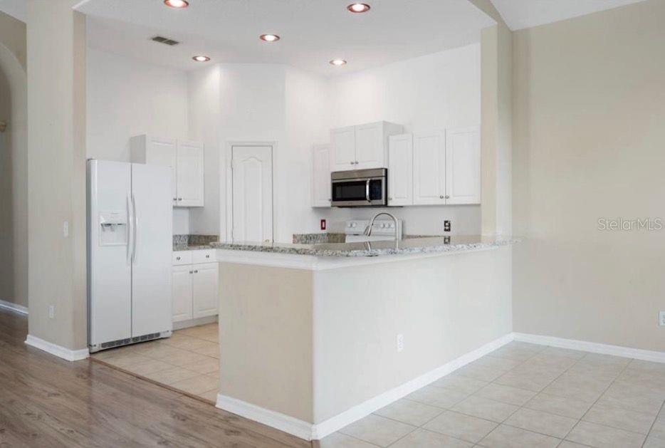 TUSCAN HILLS - Residential Lease