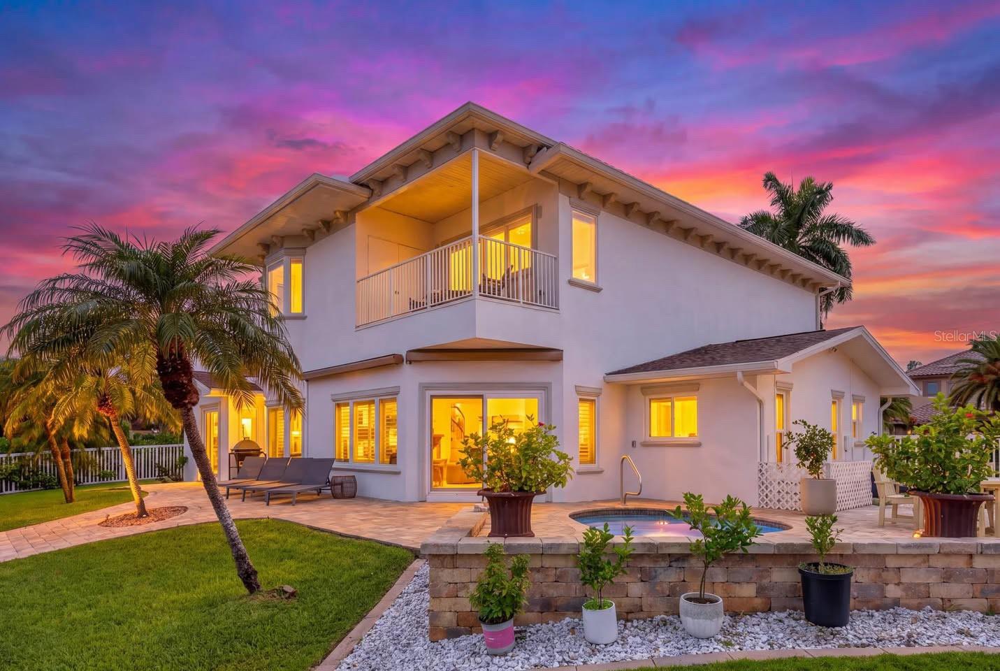 204 POINCIANA LANE