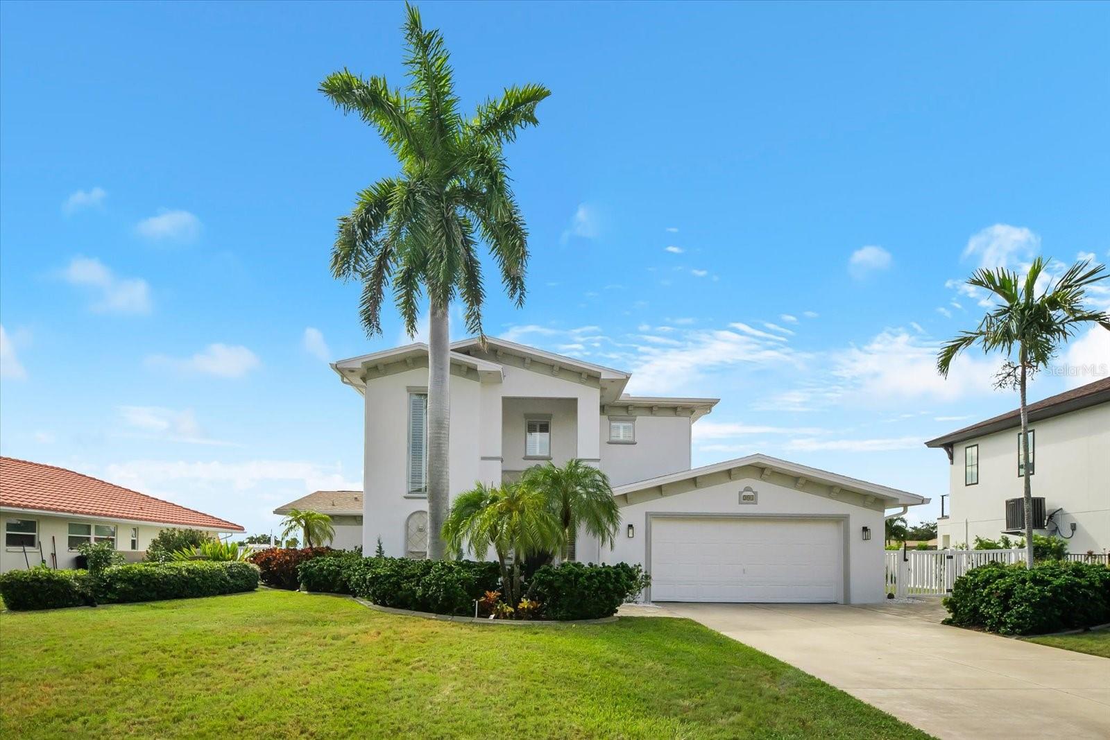 204 POINCIANA LANE