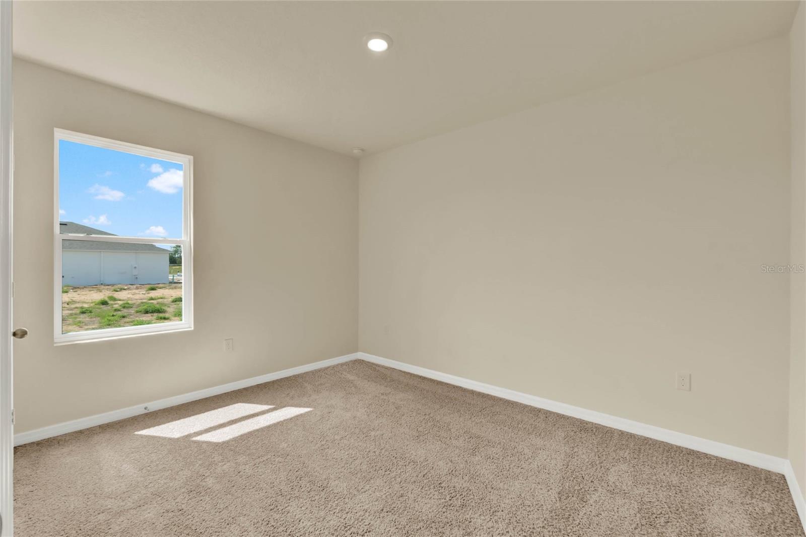 MAGNOLIA POINTE - Residential