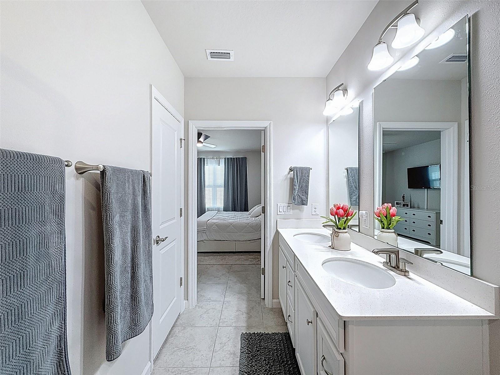 PARK RDG VILLAS - Residential