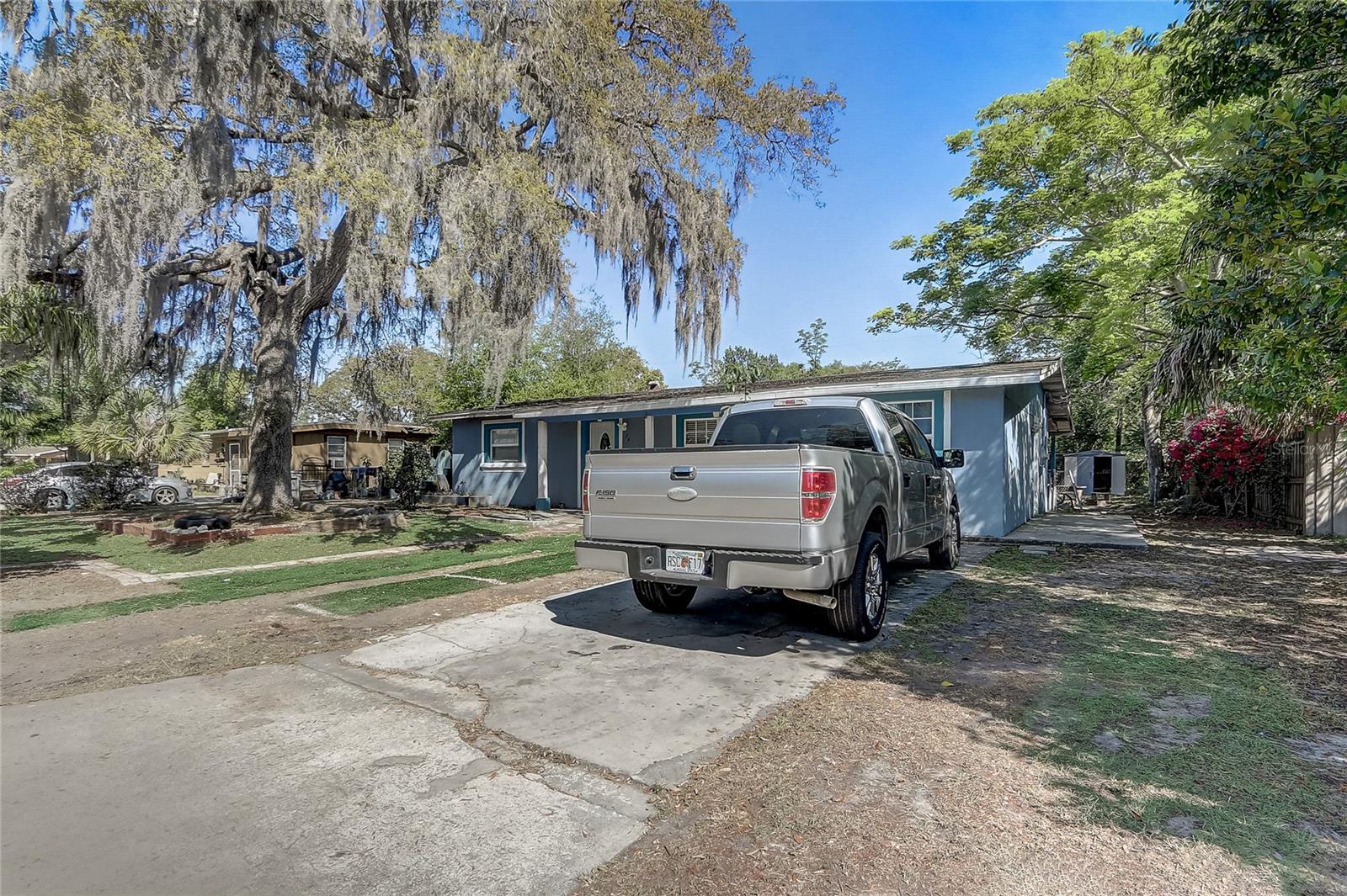 243 W MARTIN STREET