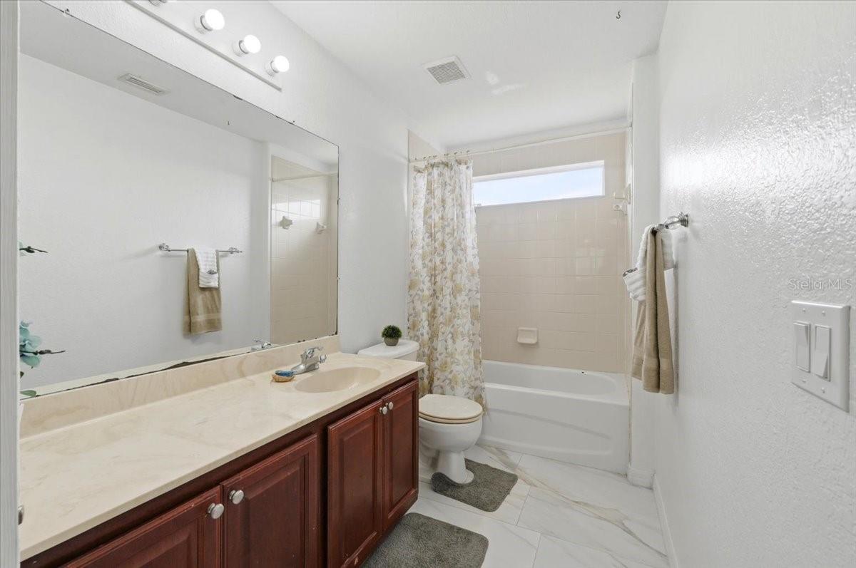 HIGH POINTE NORTH - Residential