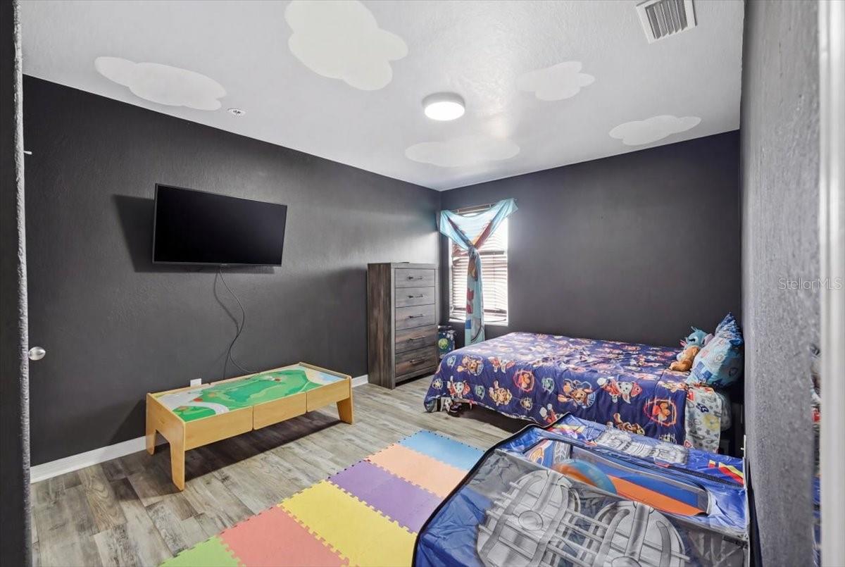 HIGH POINTE NORTH - Residential