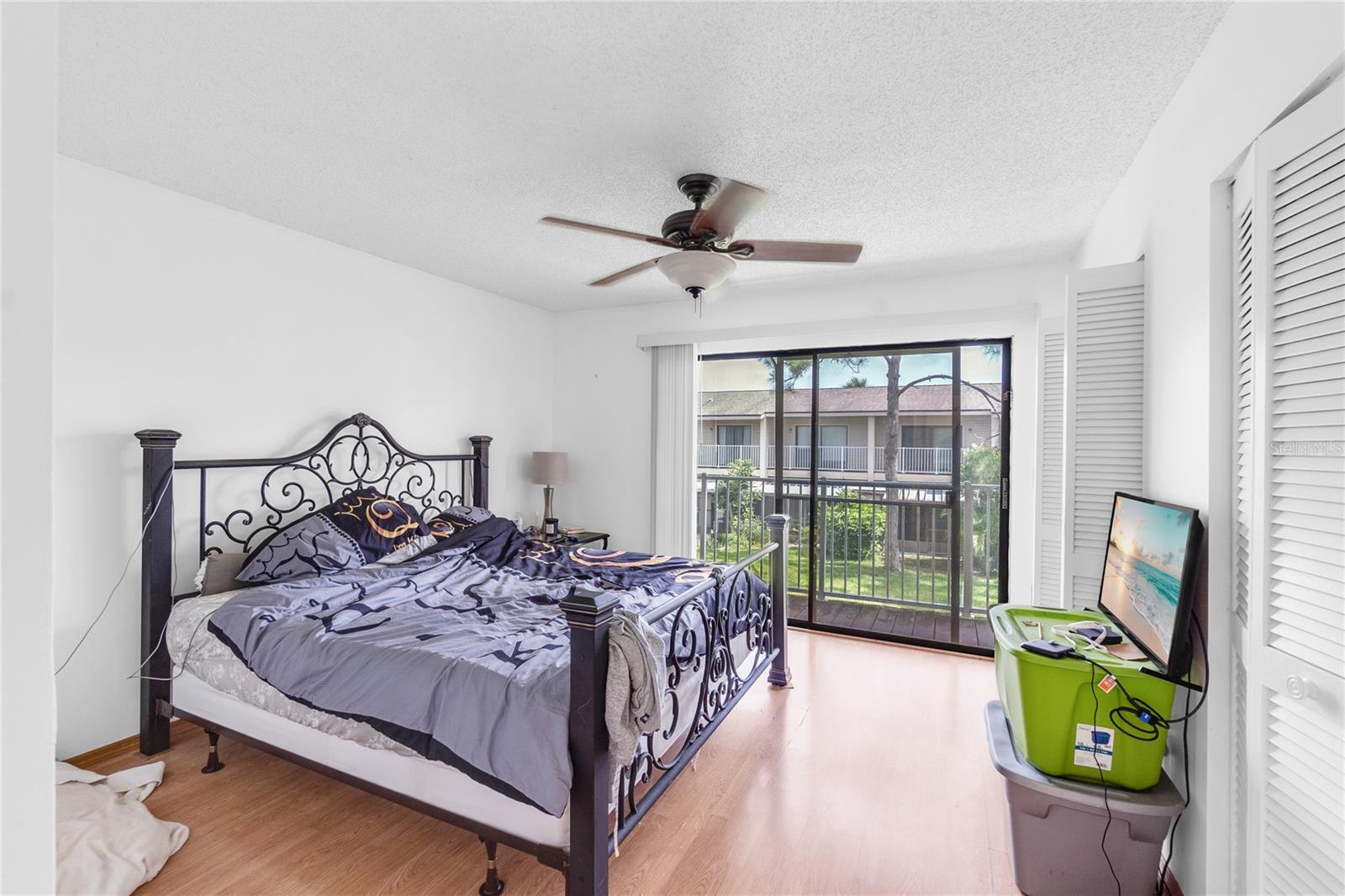 HORIZON TWNHS - Residential