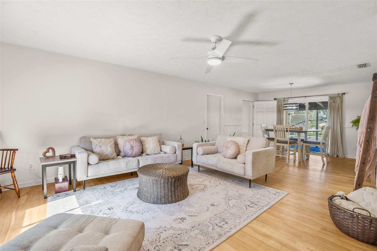 HICKORY HILL ACRES - Residential