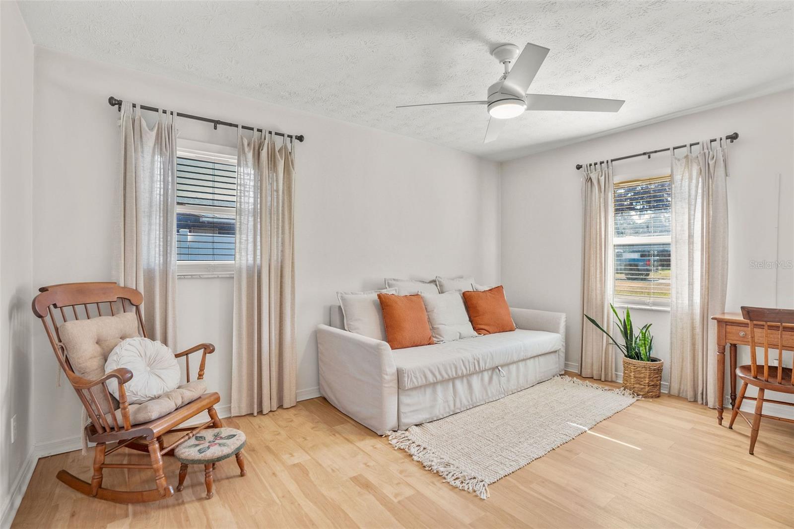 HICKORY HILL ACRES - Residential