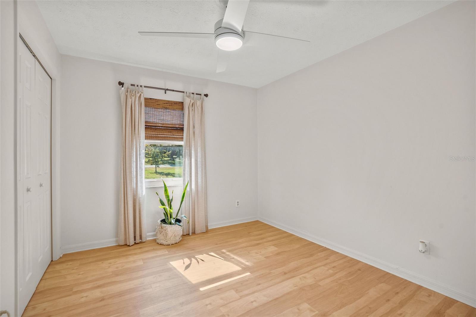 HICKORY HILL ACRES - Residential