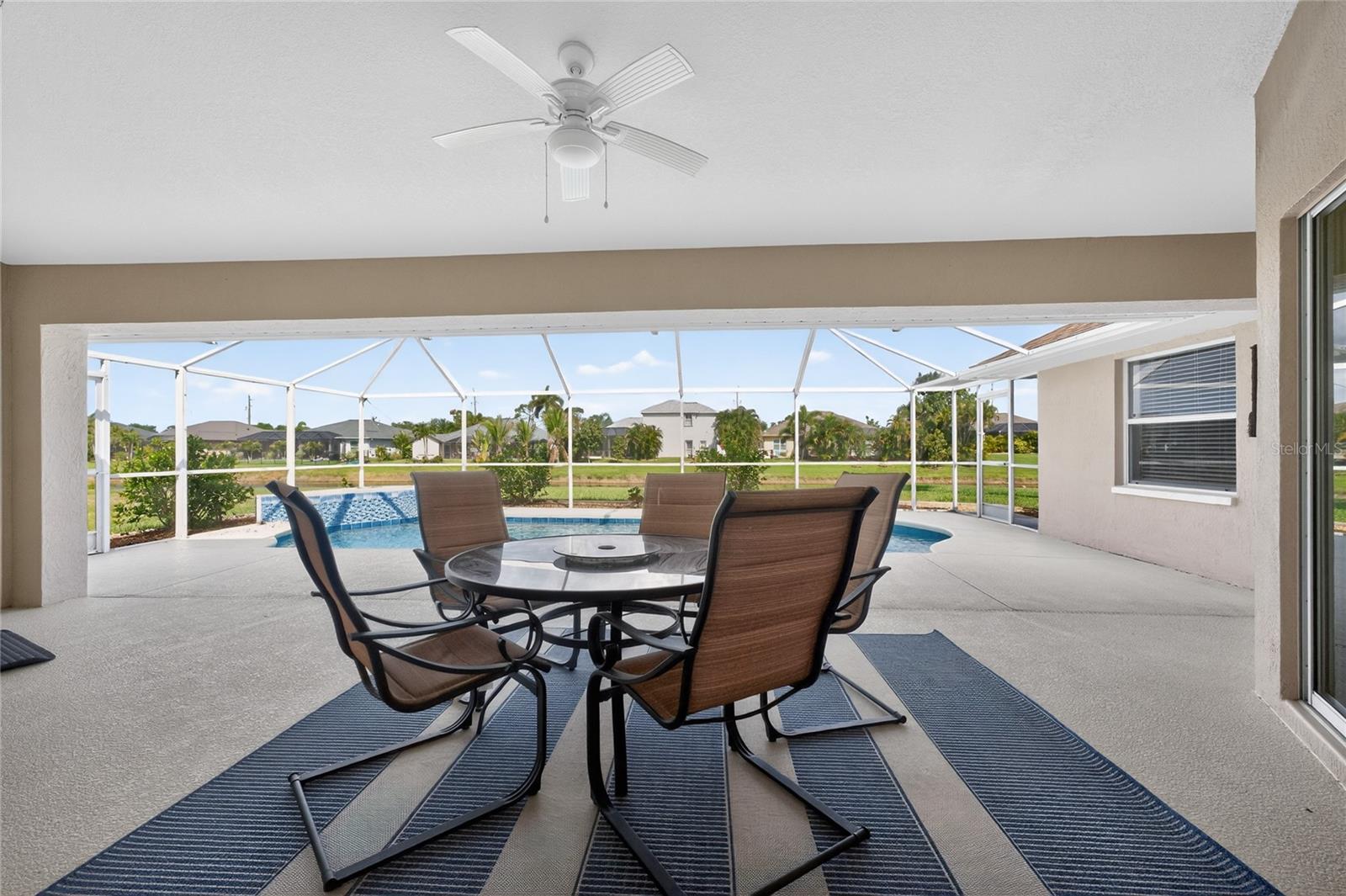 ROTONDA PINE VALLEY - Residential