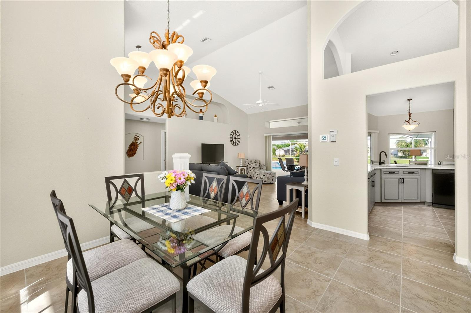 ROTONDA PINE VALLEY - Residential