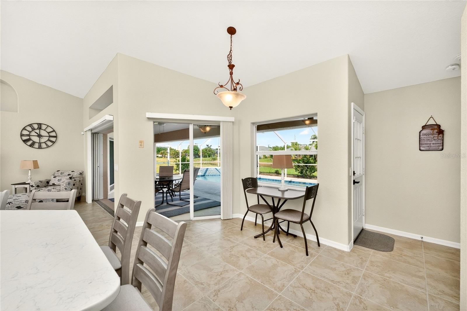 ROTONDA PINE VALLEY - Residential