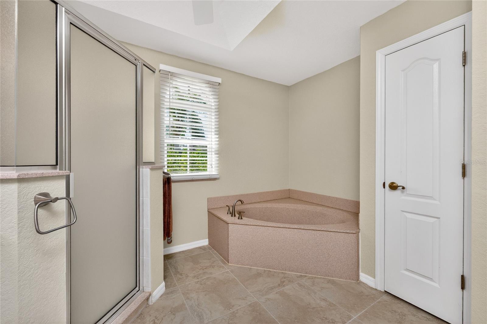 ROTONDA PINE VALLEY - Residential