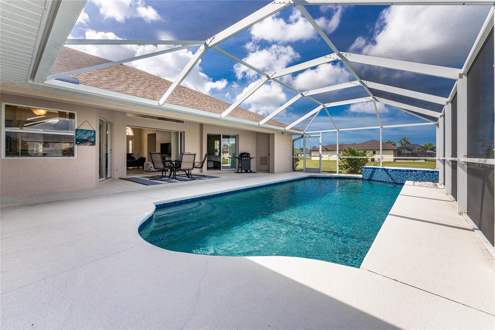 ROTONDA PINE VALLEY - Residential