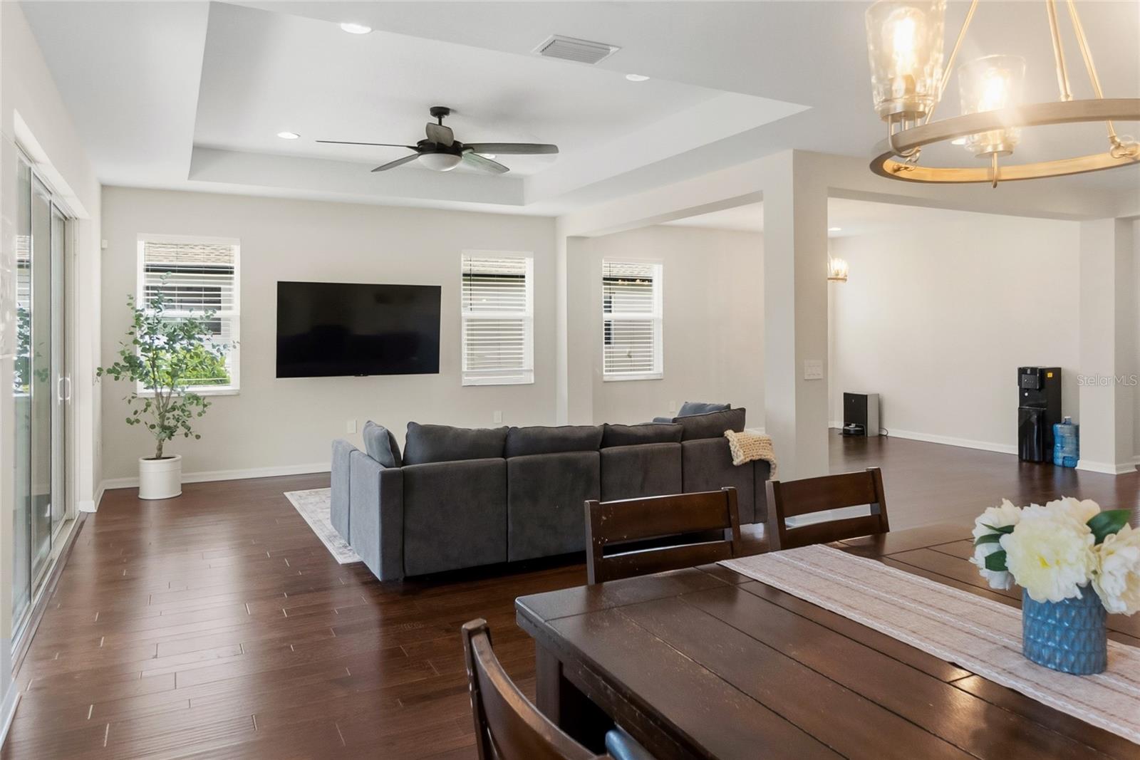 PROMENADE ESTATES PH II - Residential