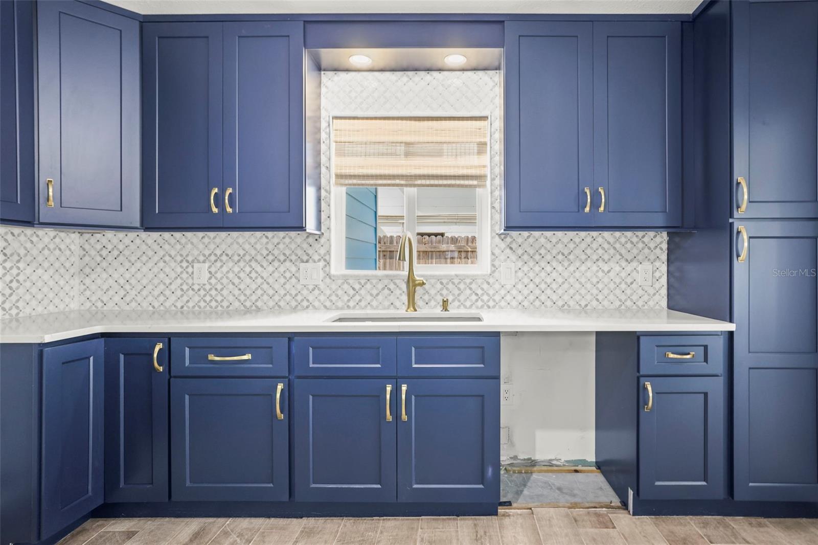 ISLAND ESTATES UNIT 1 SEC A - Residential