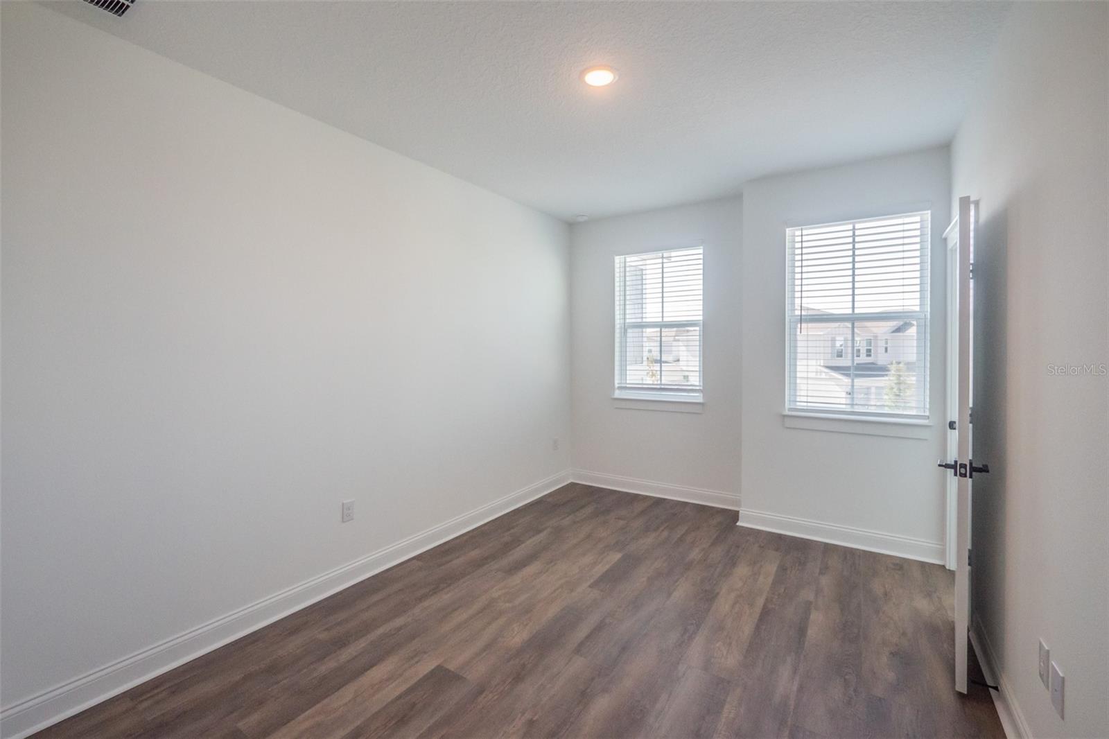 HORIZON ISLE - Residential