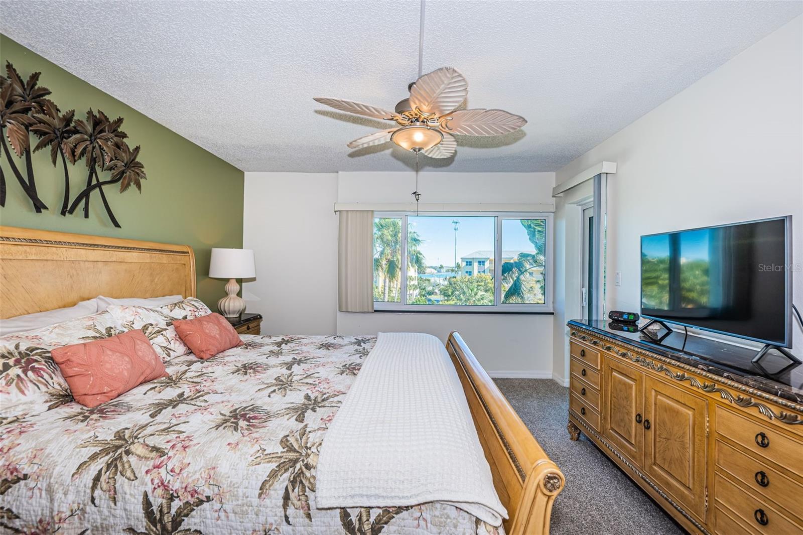 BOCA VISTA CONDOMINUM - Residential