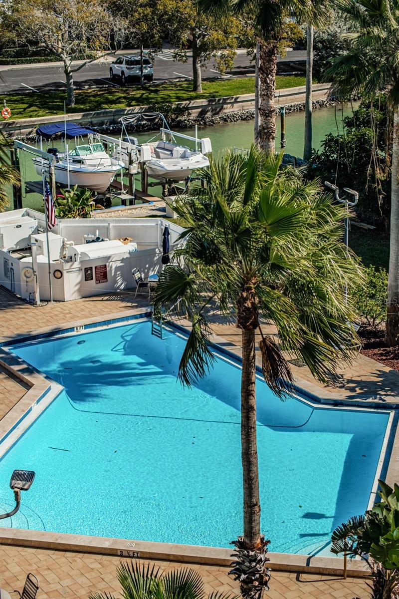 BOCA VISTA CONDOMINUM - Residential