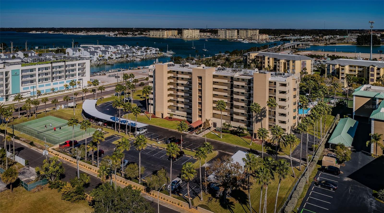 BOCA VISTA CONDOMINUM - Residential