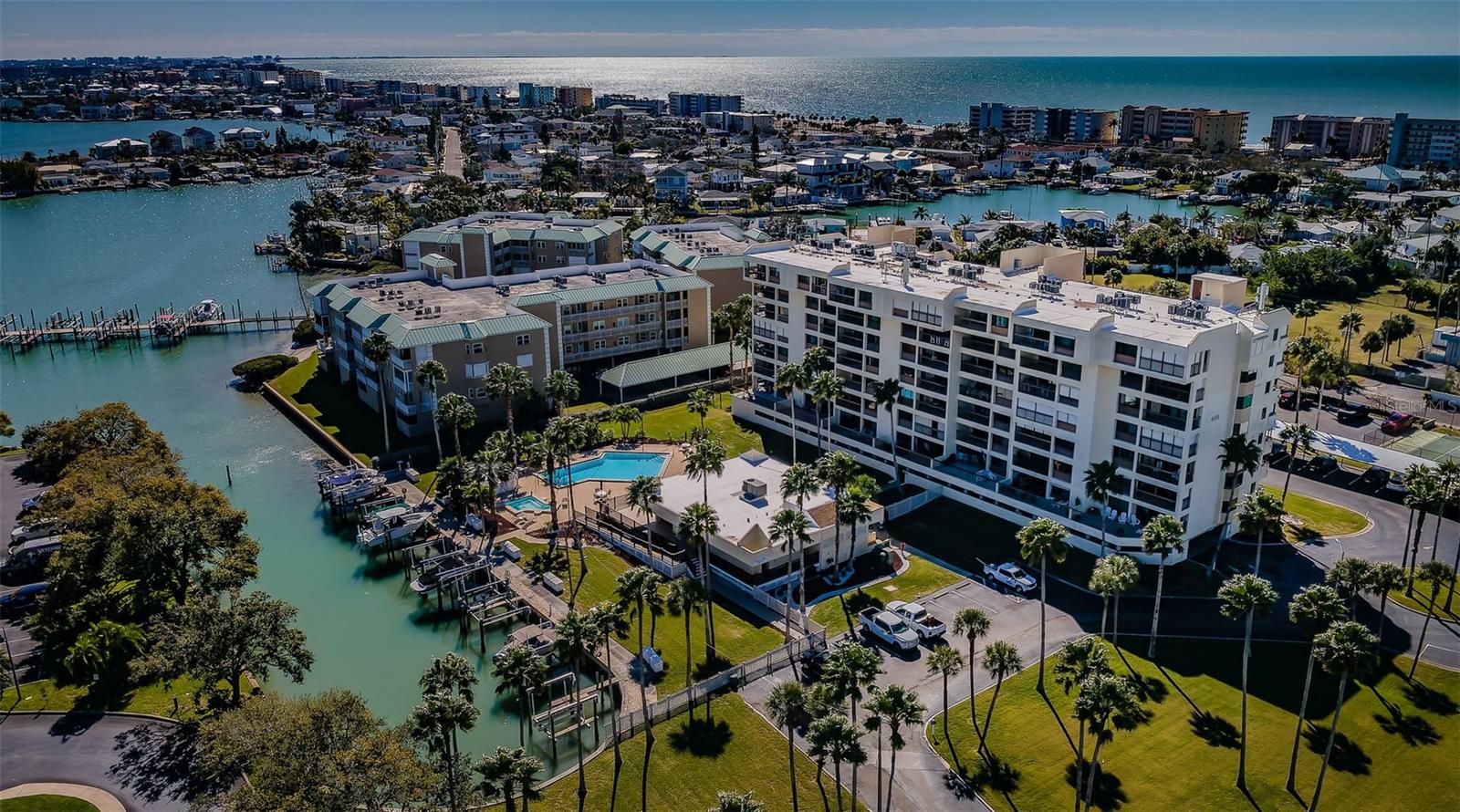 BOCA VISTA CONDOMINUM - Residential