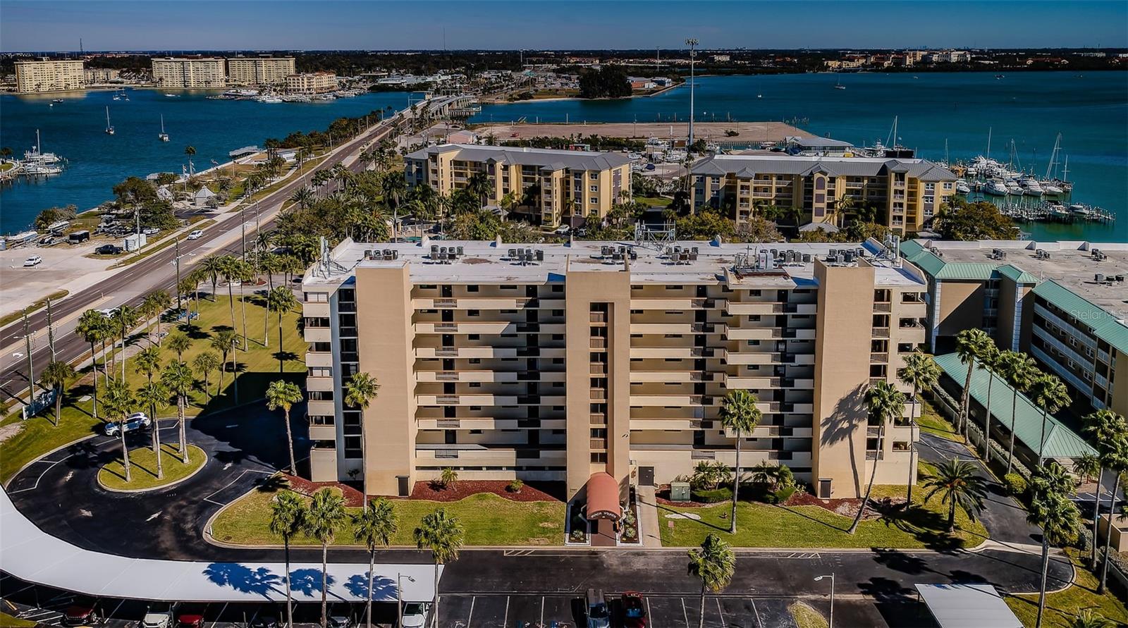 BOCA VISTA CONDOMINUM - Residential