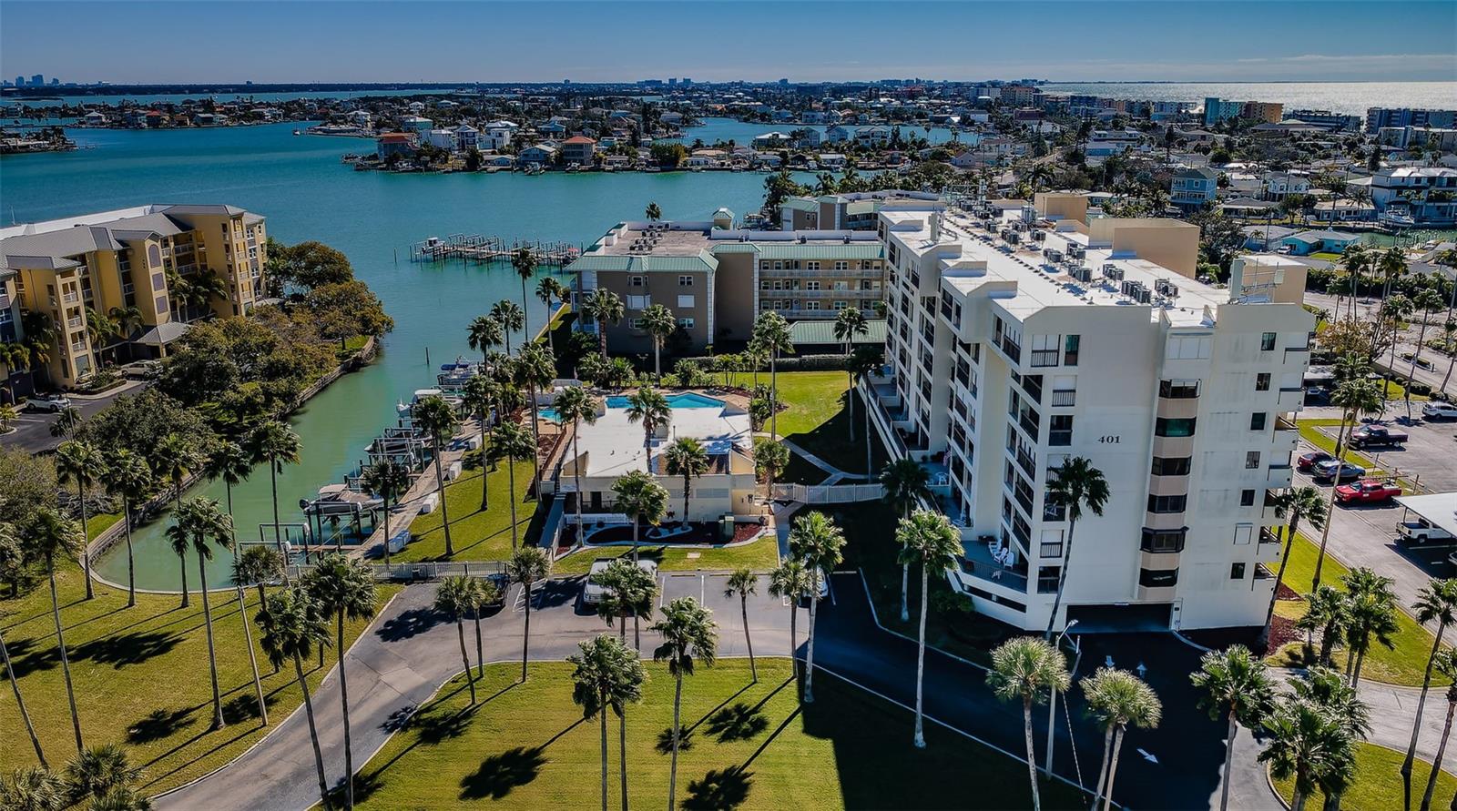 BOCA VISTA CONDOMINUM - Residential