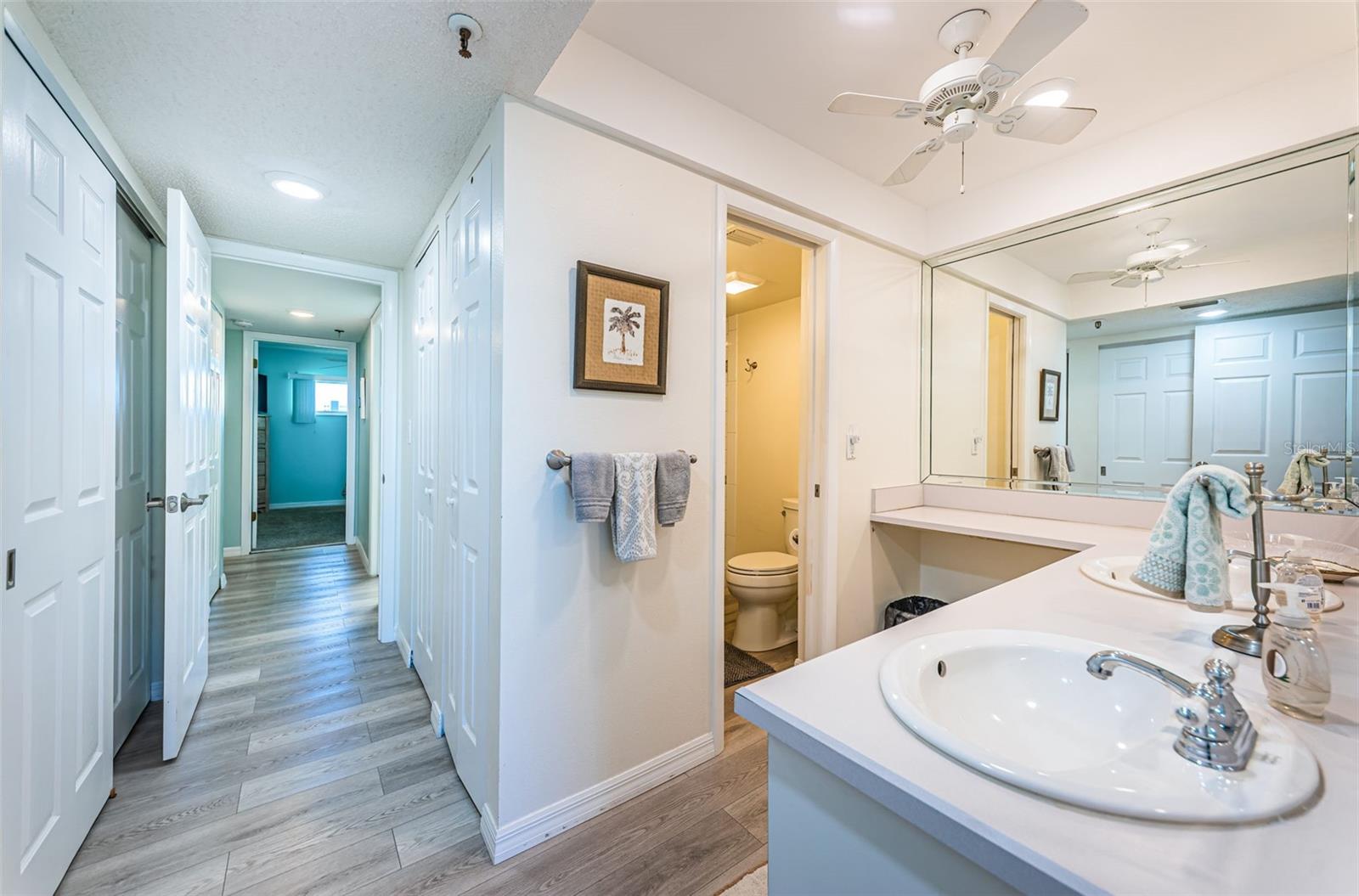 BOCA VISTA CONDOMINUM - Residential