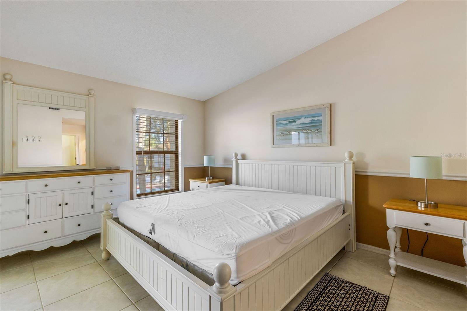 WEYBRIDGE - Residential