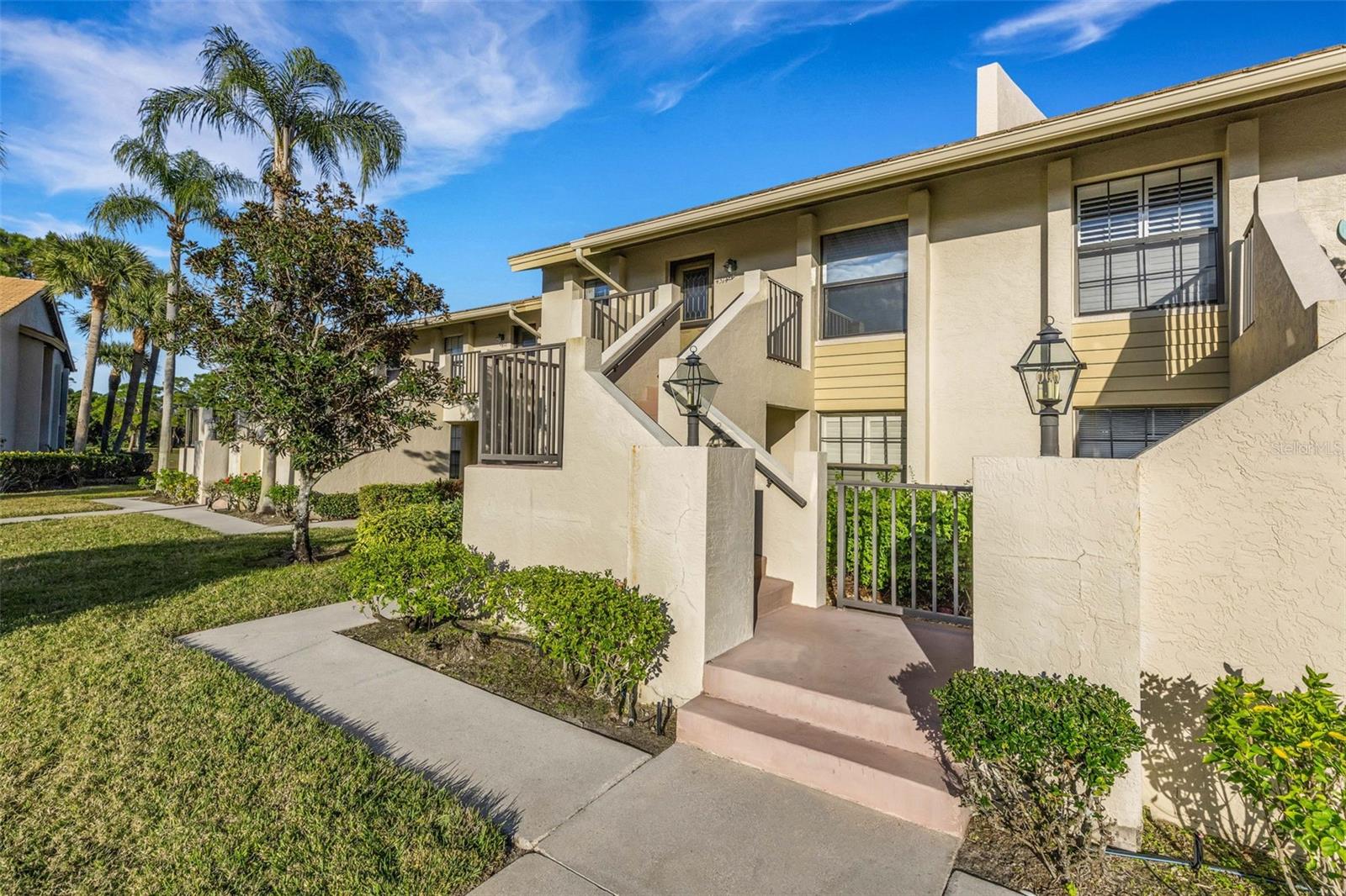 WEYBRIDGE - Residential