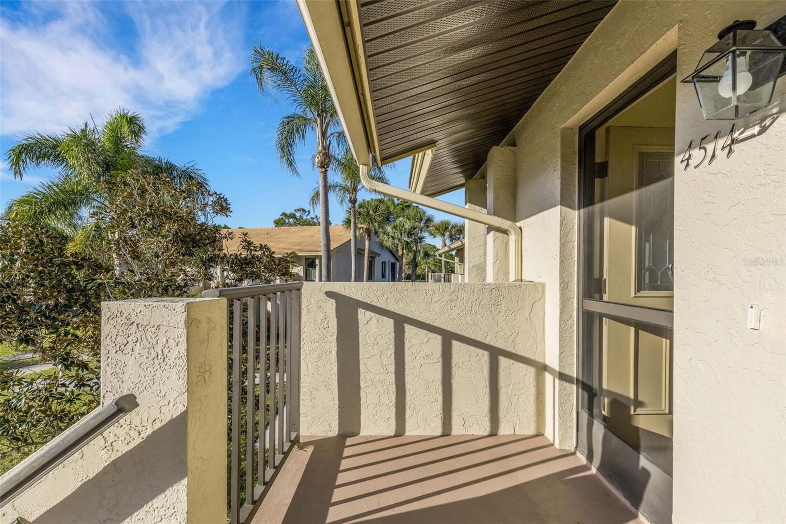 WEYBRIDGE - Residential