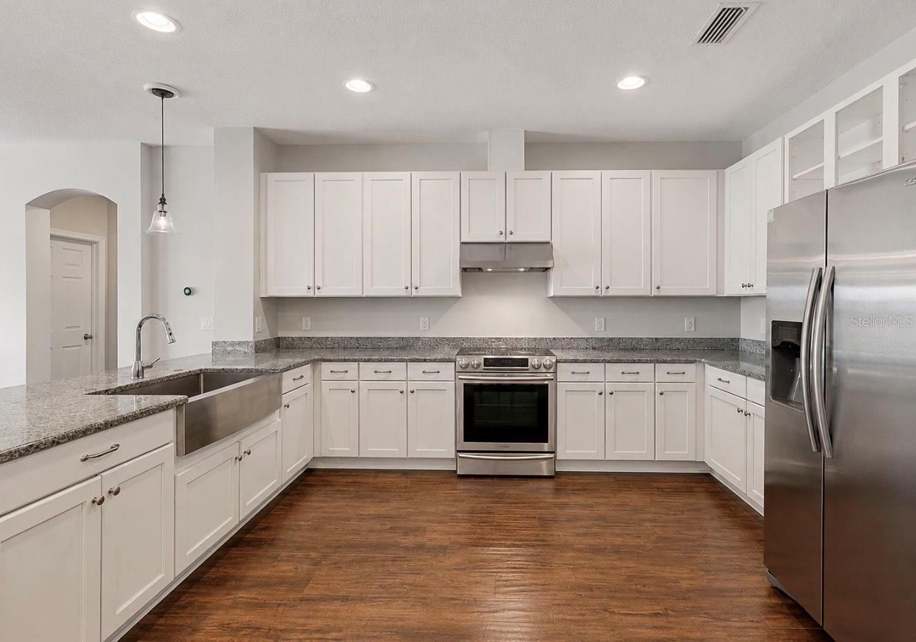 DOVER GROVES - Residential