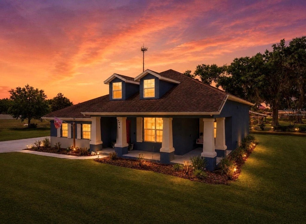 Photo of 13101 Done Groven Drive, Dover, FL 33527 (MLS # TB8505926)