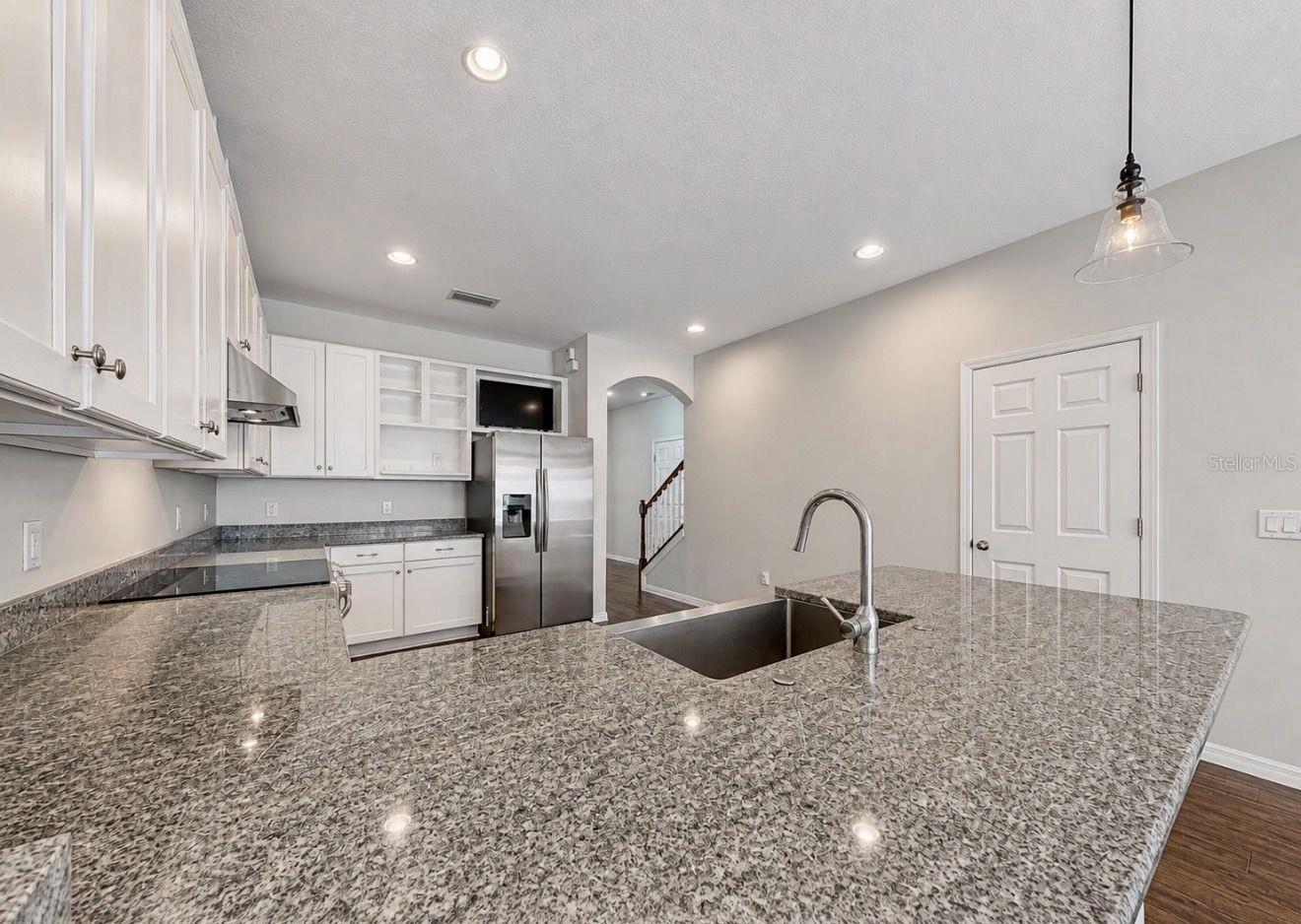 DOVER GROVES - Residential