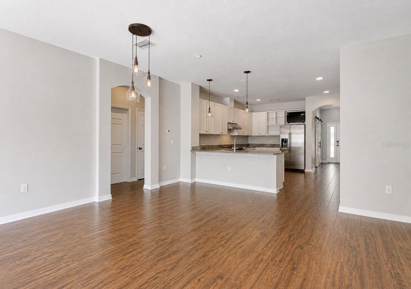 DOVER GROVES - Residential